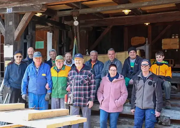 Teambild der Sagi Menziken mit aktiven Mitgliedern